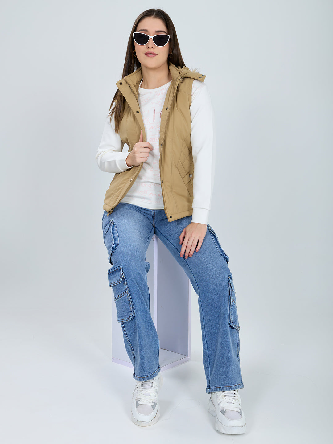 Women Khaki Solid Detachable Hood Sleeveless Jacket