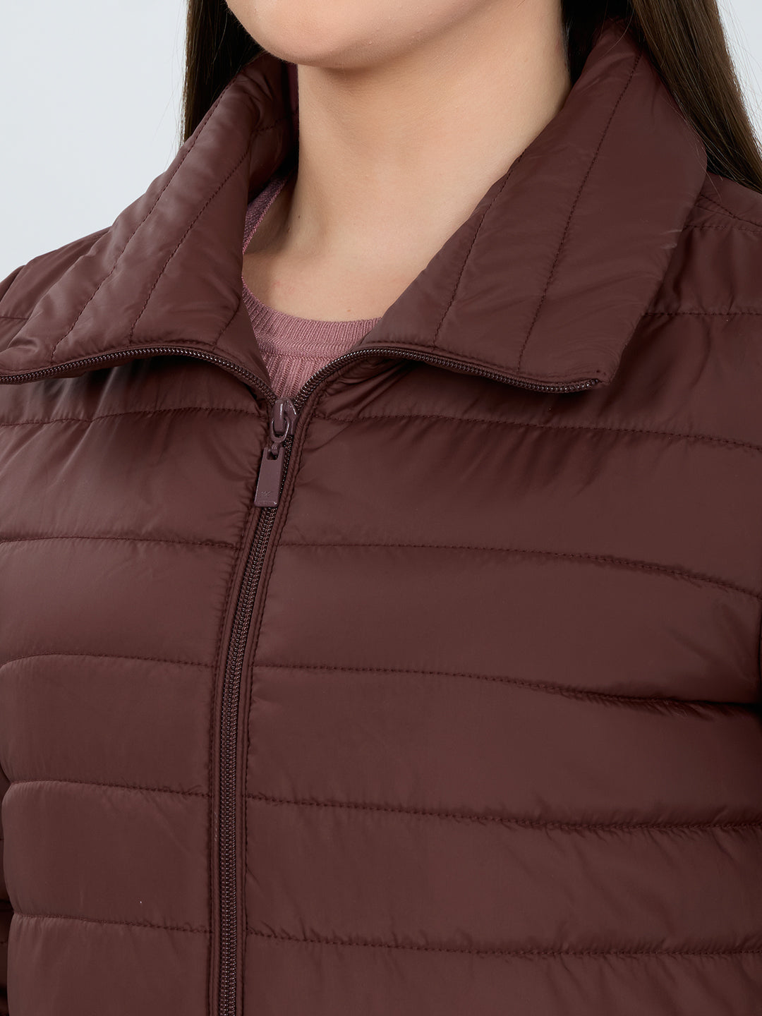 Women Burgundy Solid Collar Full Sleeve Puffer Jacket