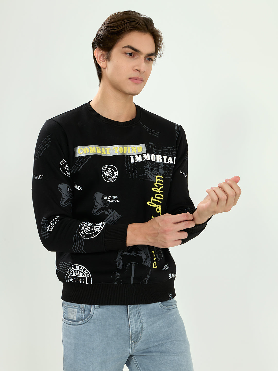 Men Black Printed Round Neck Full Sleeve Sweatshirt