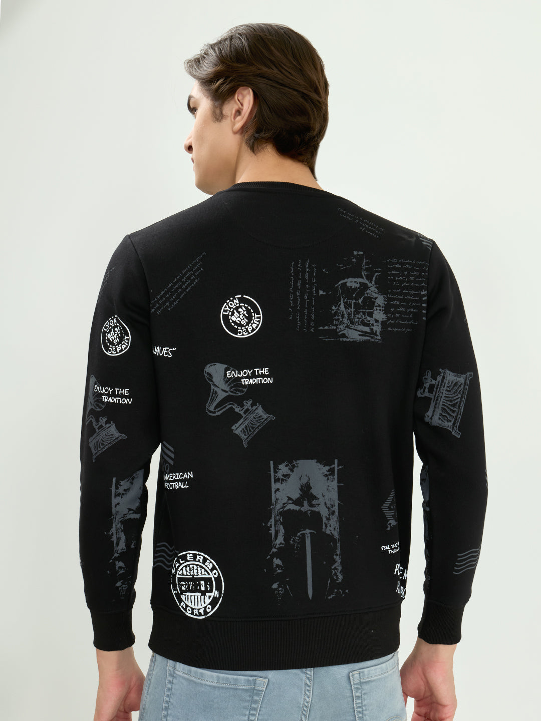 Men Black Printed Round Neck Full Sleeve Sweatshirt