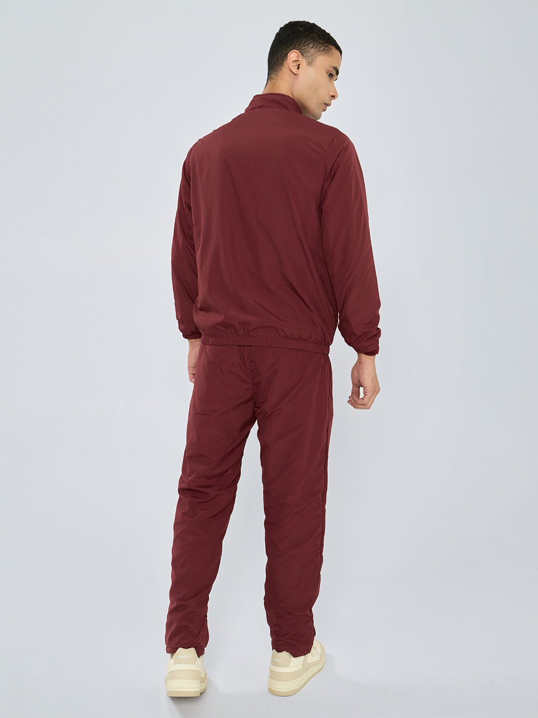 Men Maroon Solid Collar Full Sleeve Winter Tracksuit