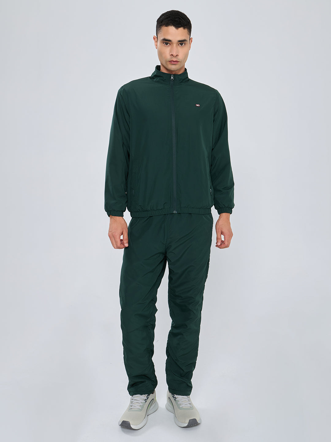 Men Green Solid Collar Full Sleeve Winter Tracksuit
