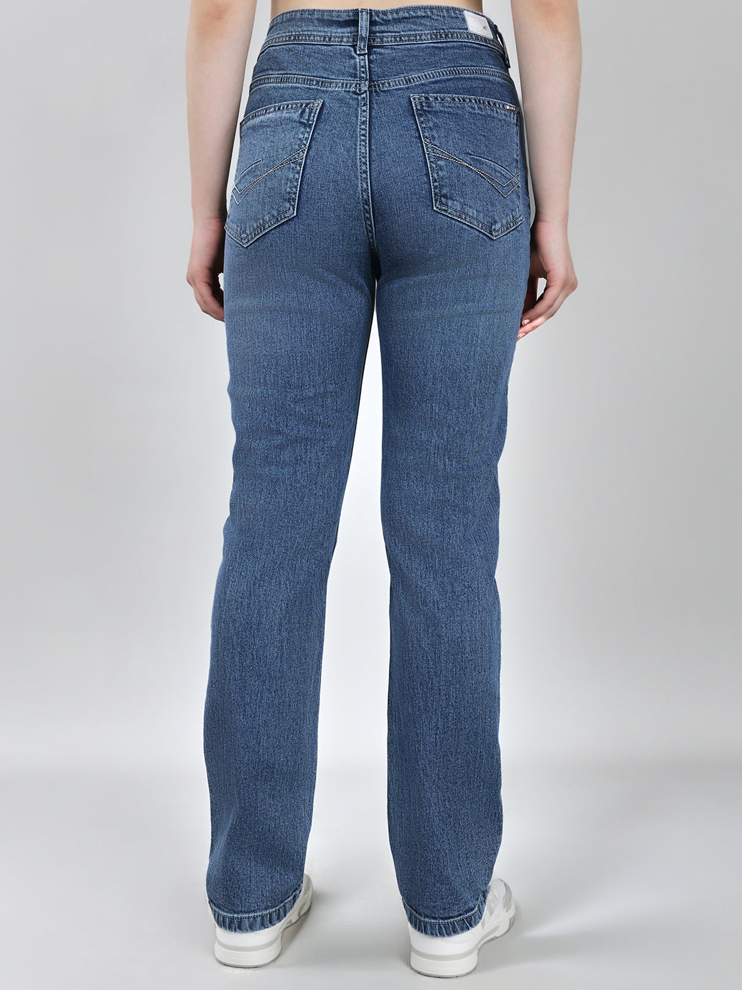 Women Blue Solid Straight Fit Denim