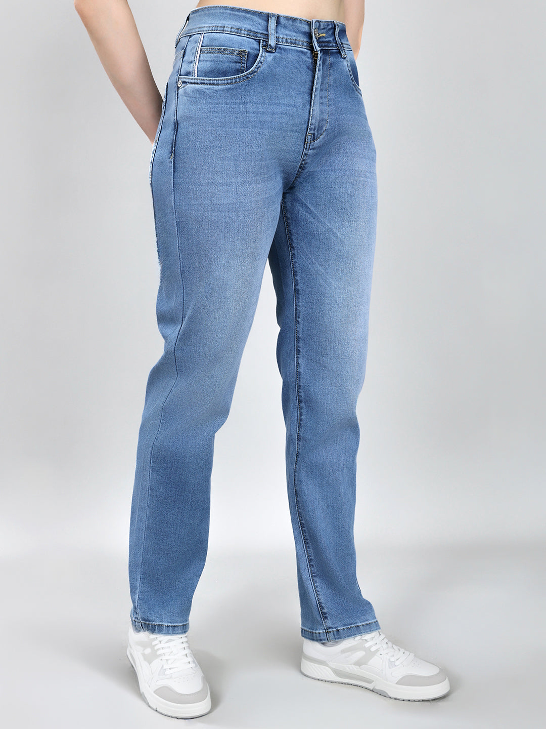 Women Light Blue Solid Straight Fit Denim