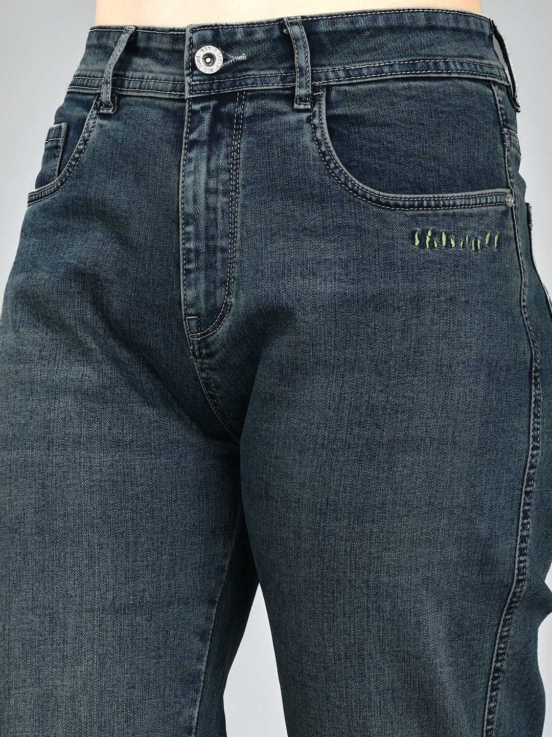 Women Blue Solid Straight Fit Denim