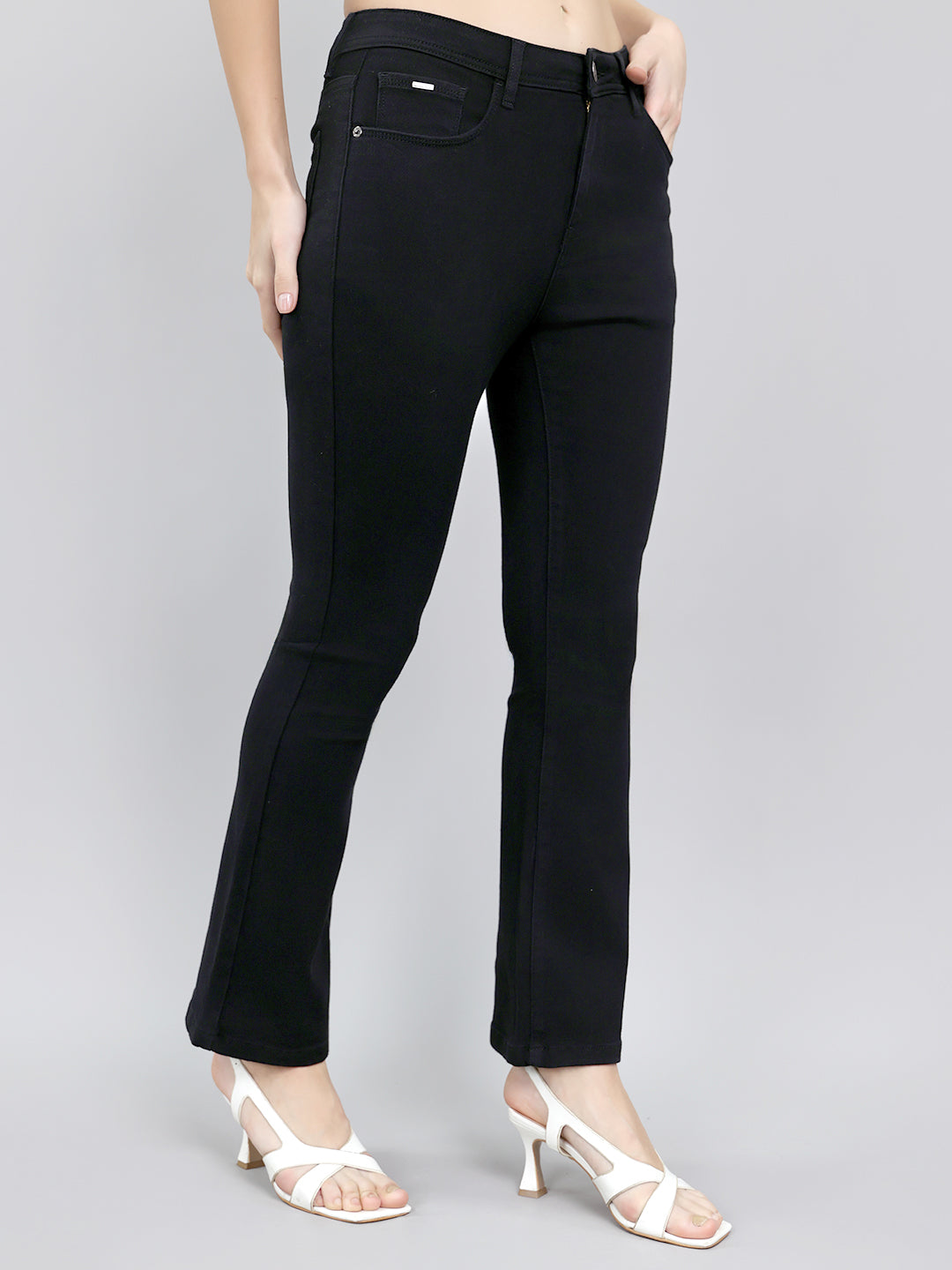 Women Black Light Wash Regular Fit Denim