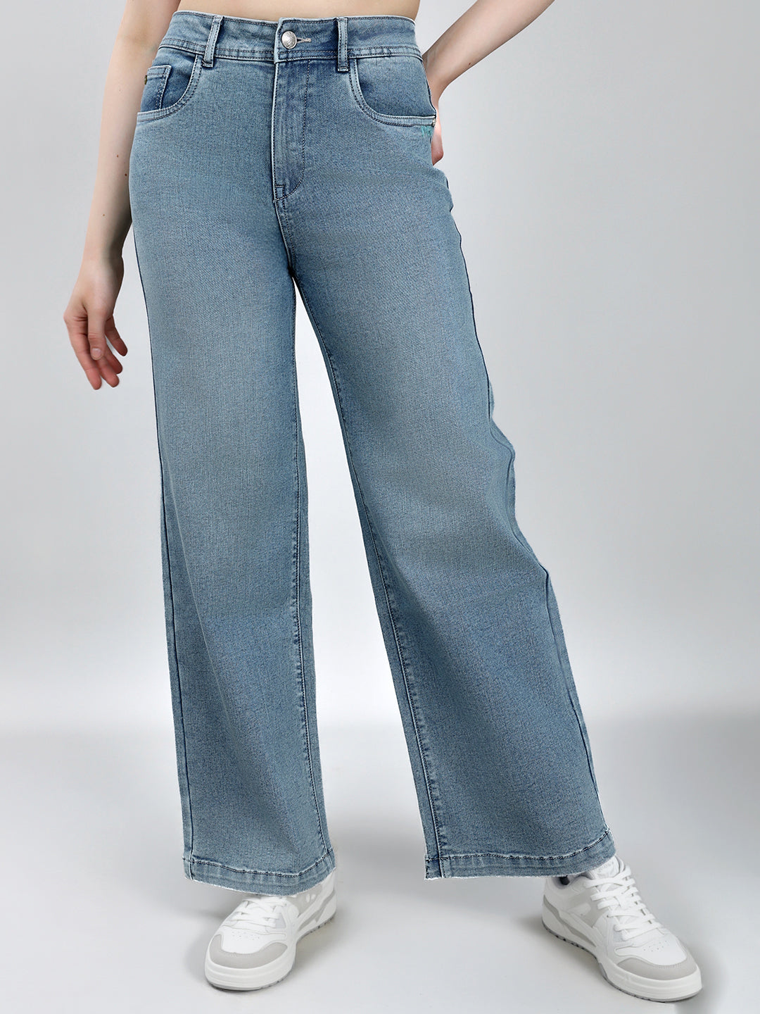 Women Blue Solid Regular Fit Denim