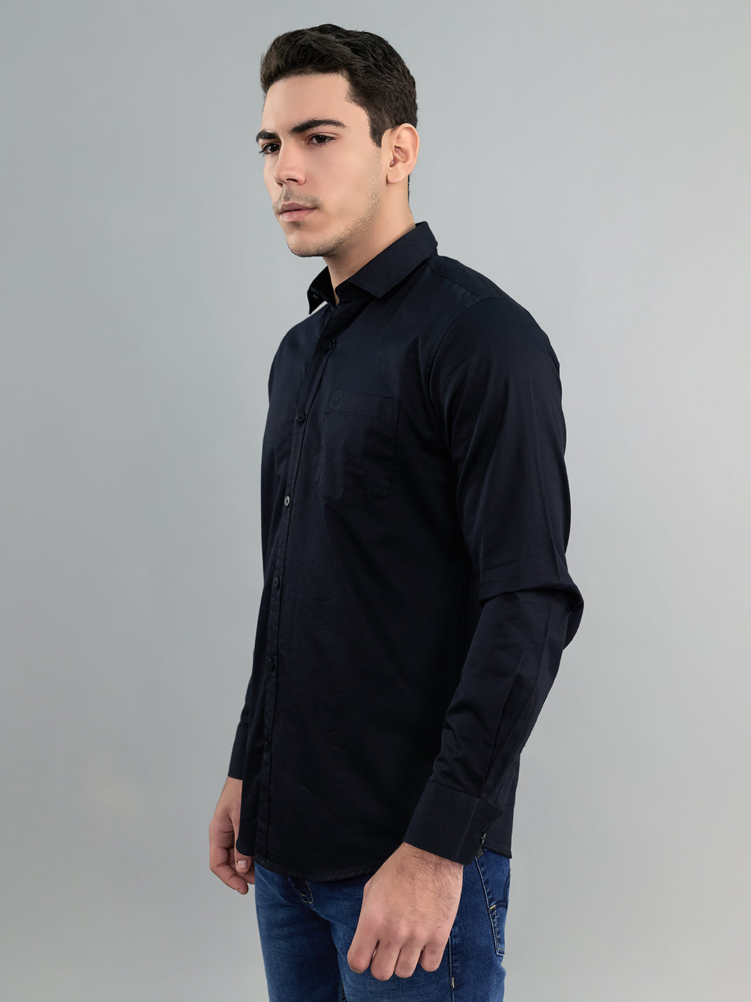 Men Black Solid Collar Full Sleeve Shirt