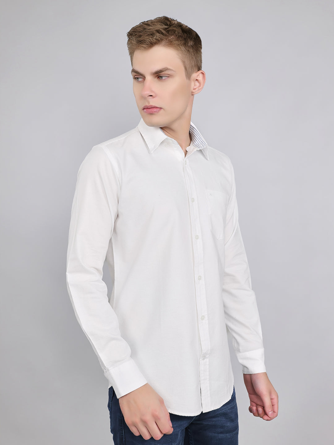Men White Solid Collar Full Sleeve Shirt