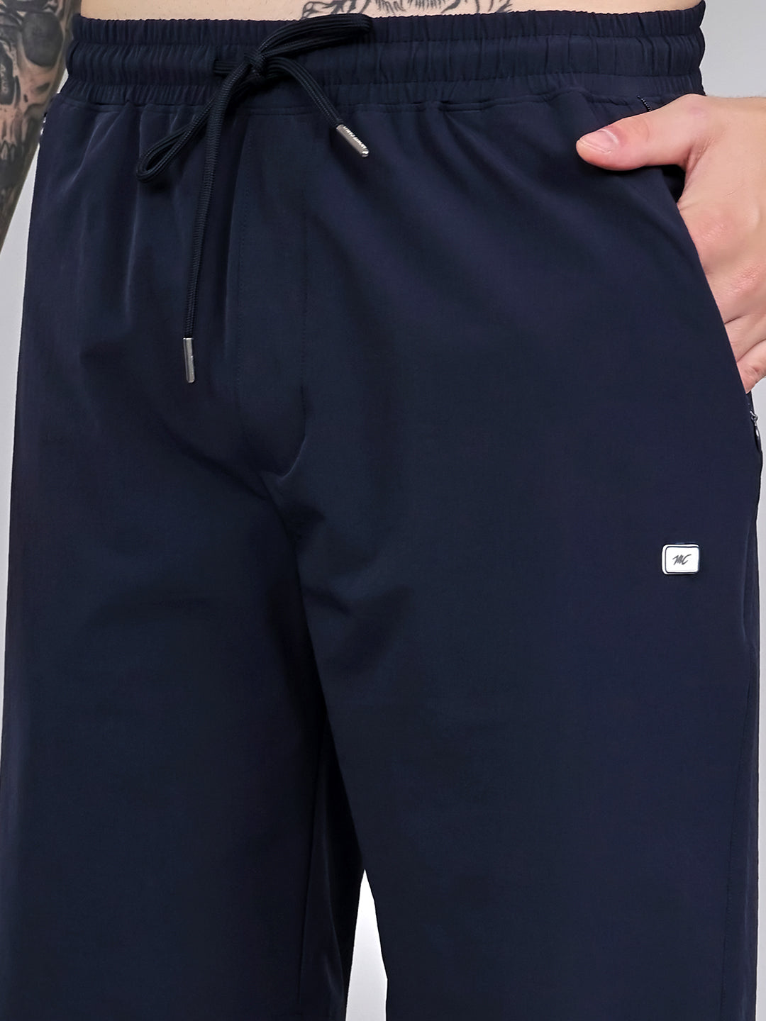 Men Blue Solid Regular Fit Shorts