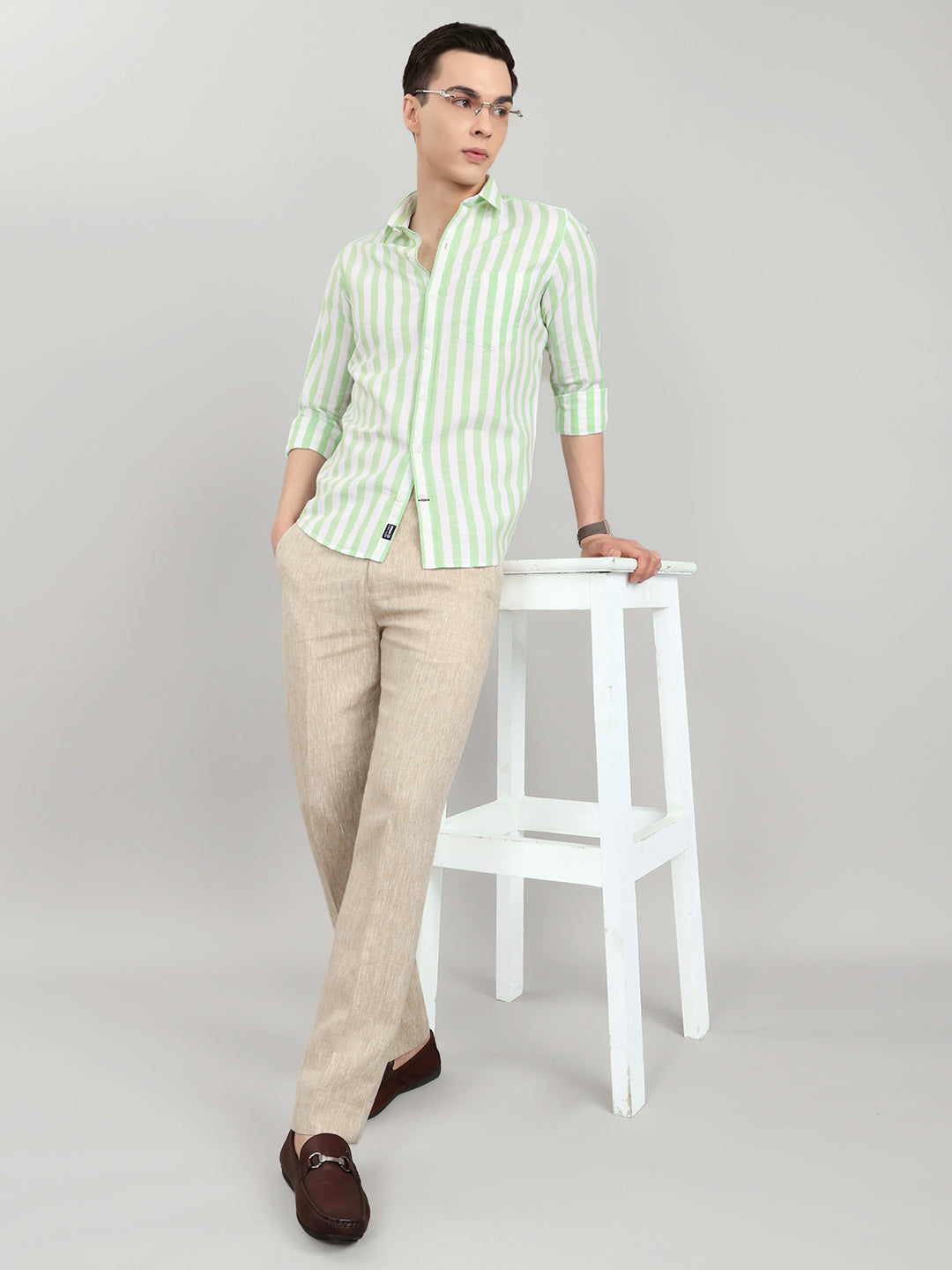 Men Khaki Solid Regular Fit Trouser