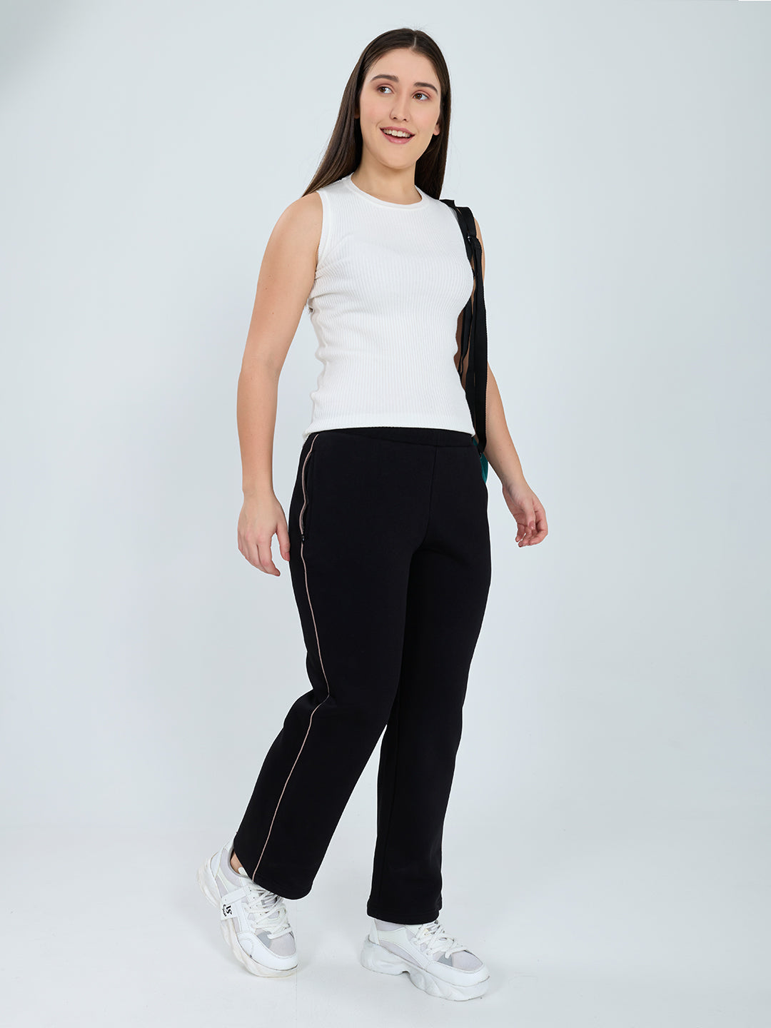 Women Black Solid Regular Fit Winter Lower