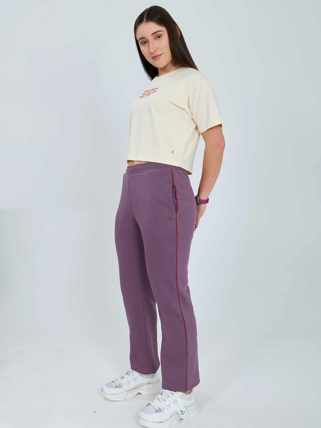 Women Mauve Solid Regular Fit Winter Lower