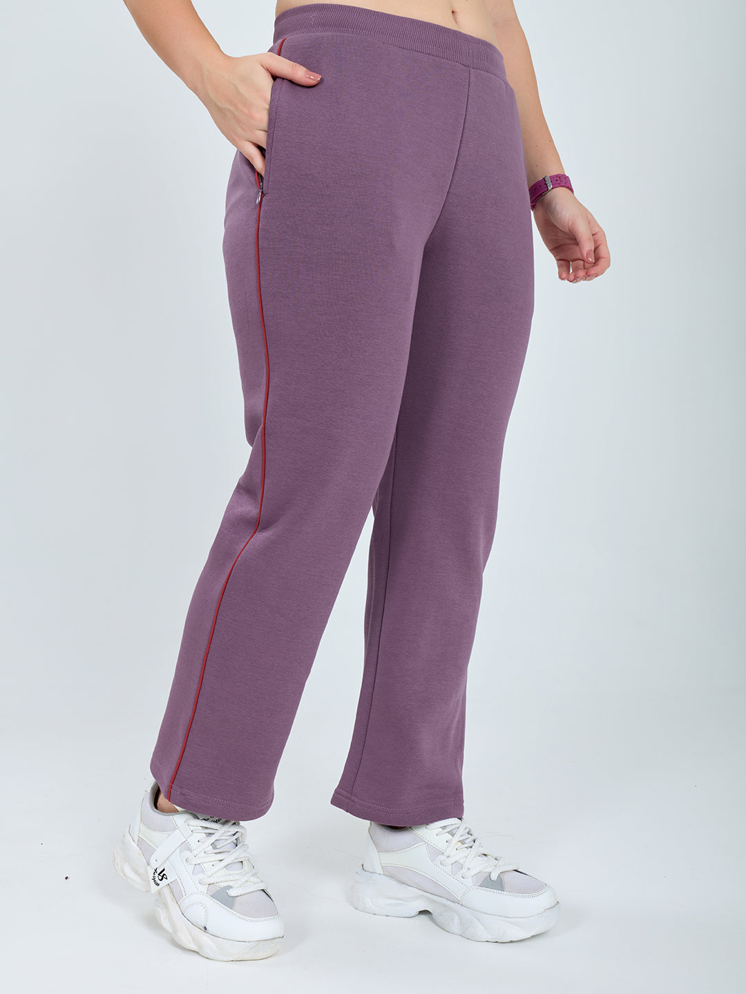 Women Mauve Solid Regular Fit Winter Lower