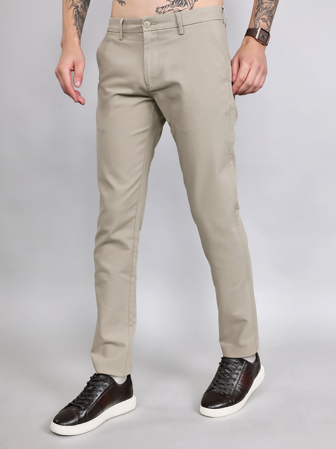 Men Light Grey Solid Slim Fit Trouser