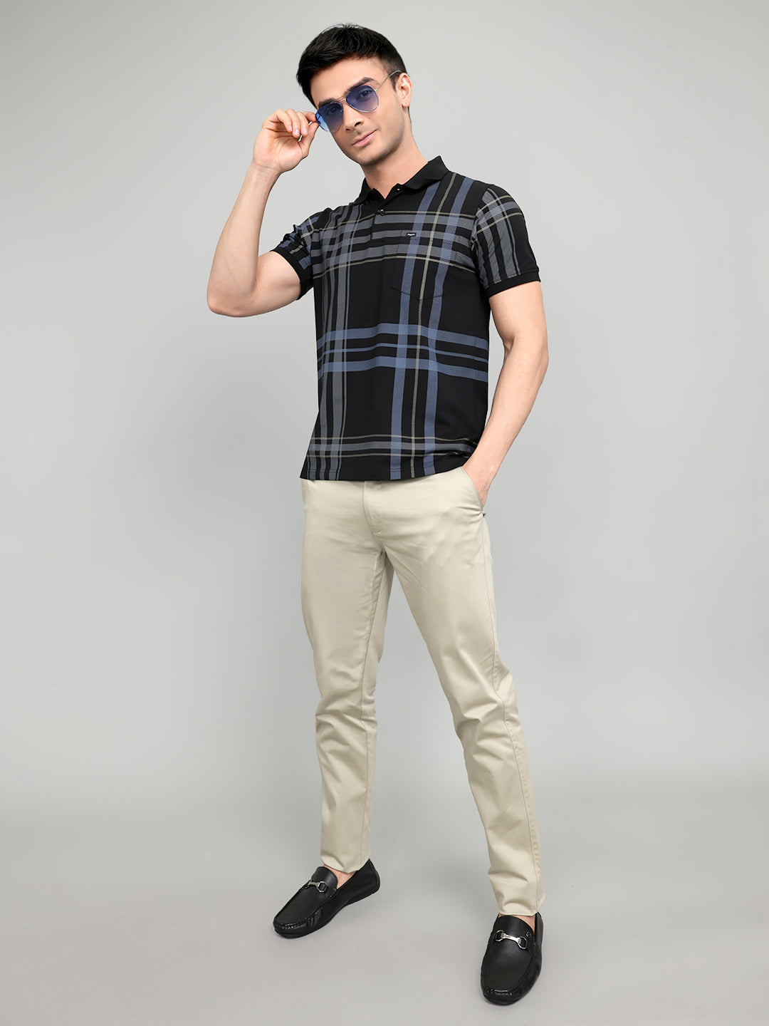 Men Beige Solid Slim Fit Trouser