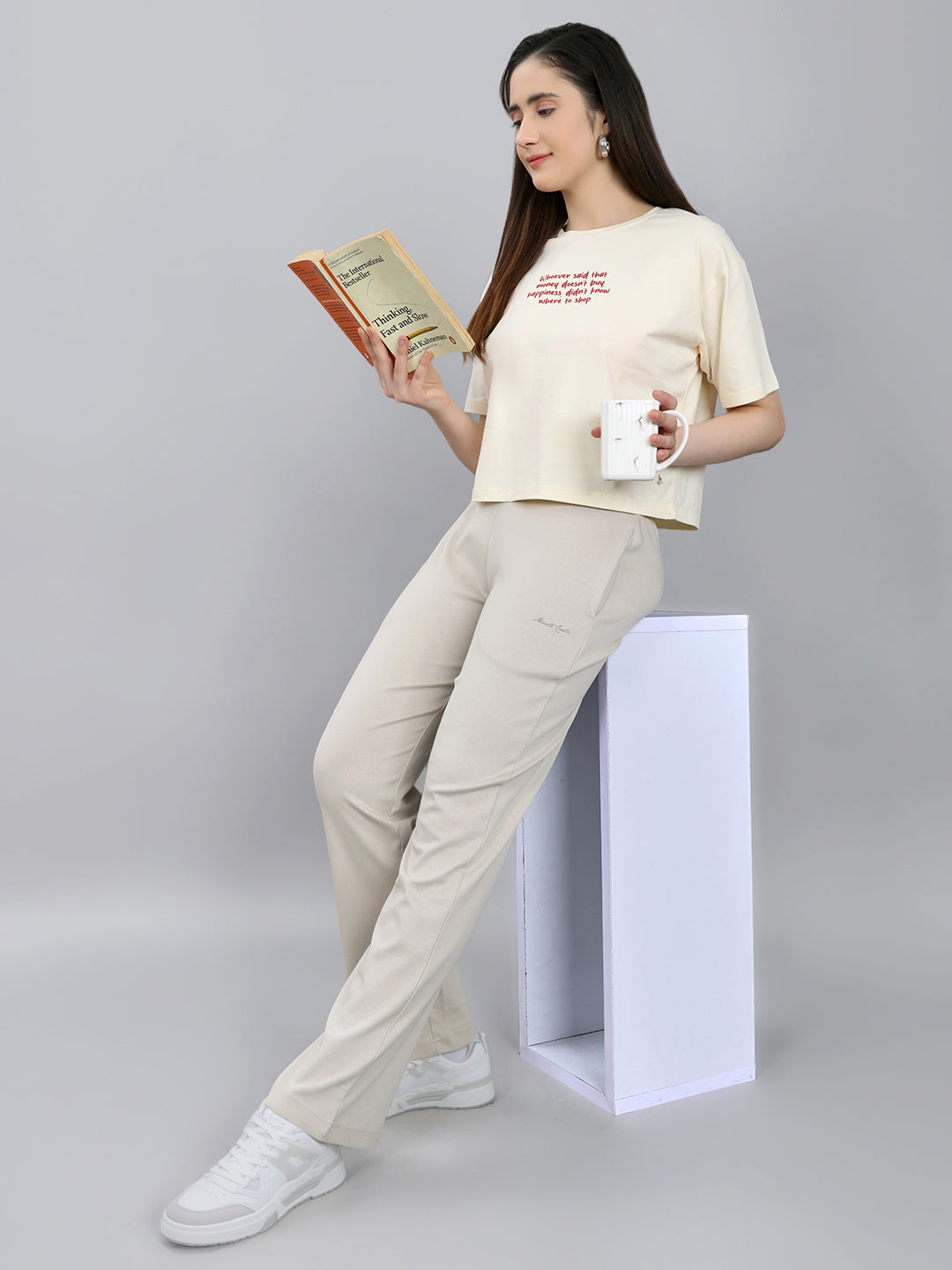 Women Beige Solid Regular Fit Lower