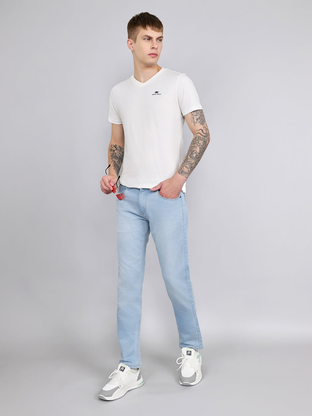 Men Light Blue Light Wash Narrow Fit Denim