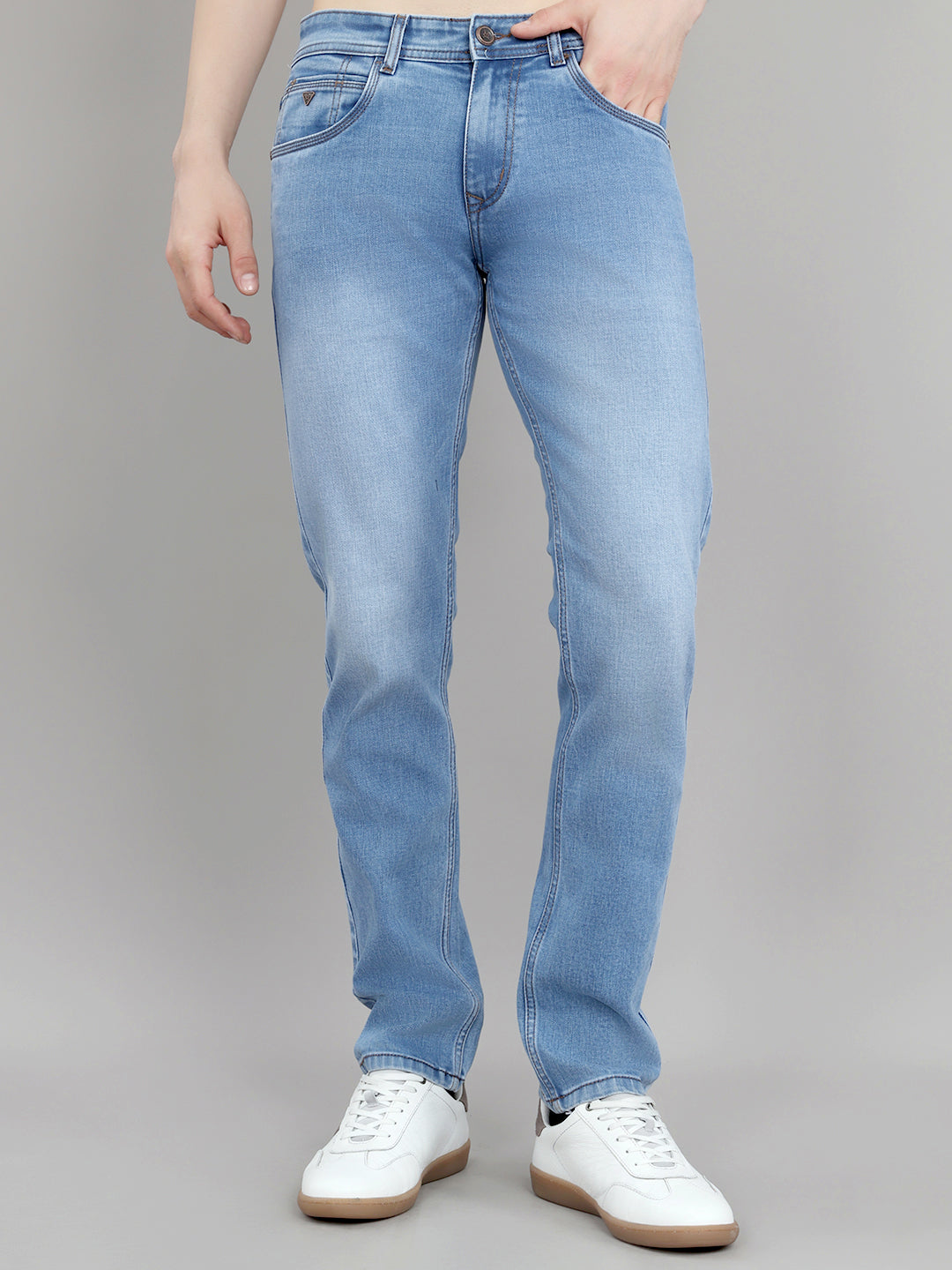Men Light Blue Light Wash Narrow Fit Denim