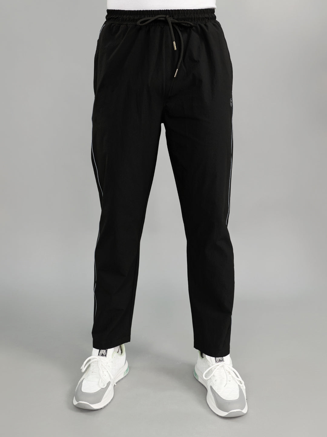 Men Black Solid Regular Fit Lower