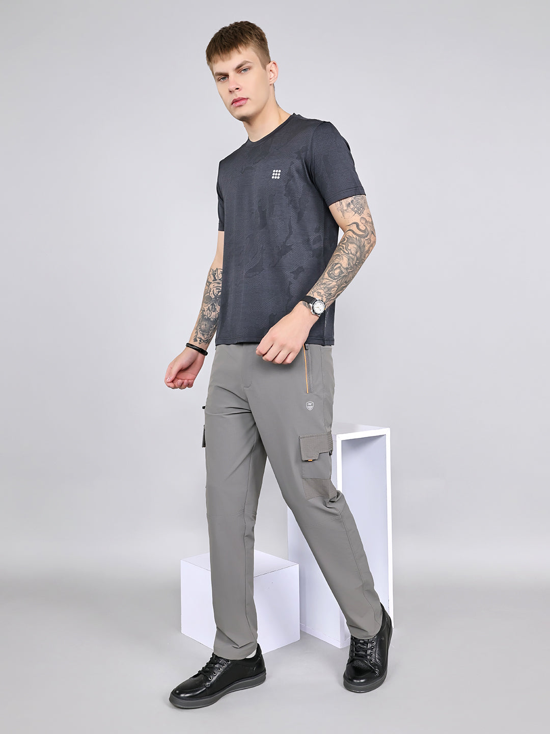 Men Grey Solid Regular Fit Cargo