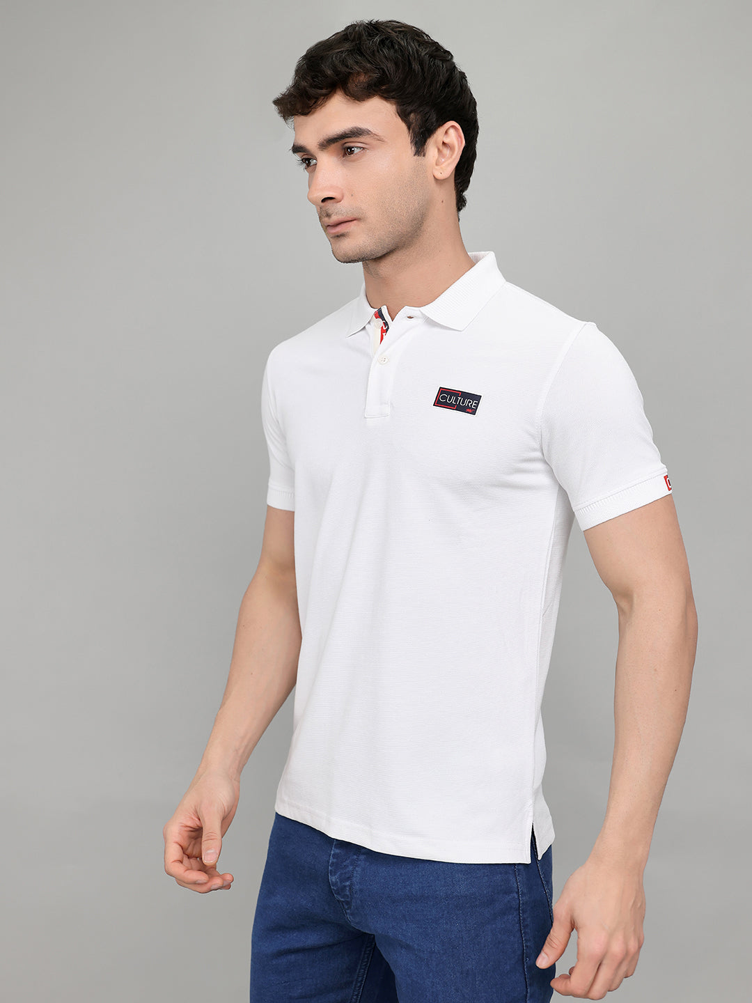 Men White Solid Collar Half Sleeve T-Shirt