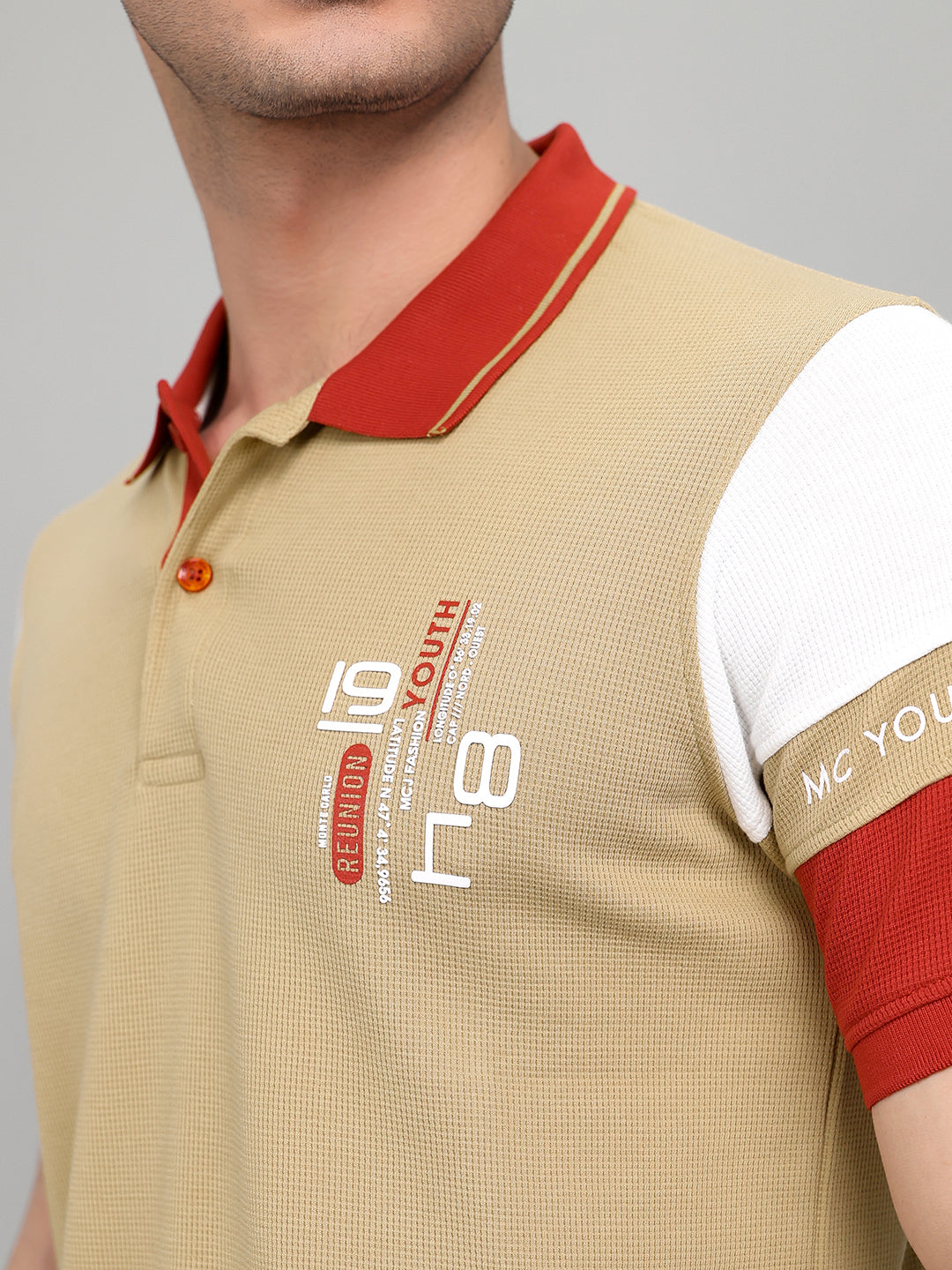 Men Beige Printed Collar Half Sleeve T-Shirt