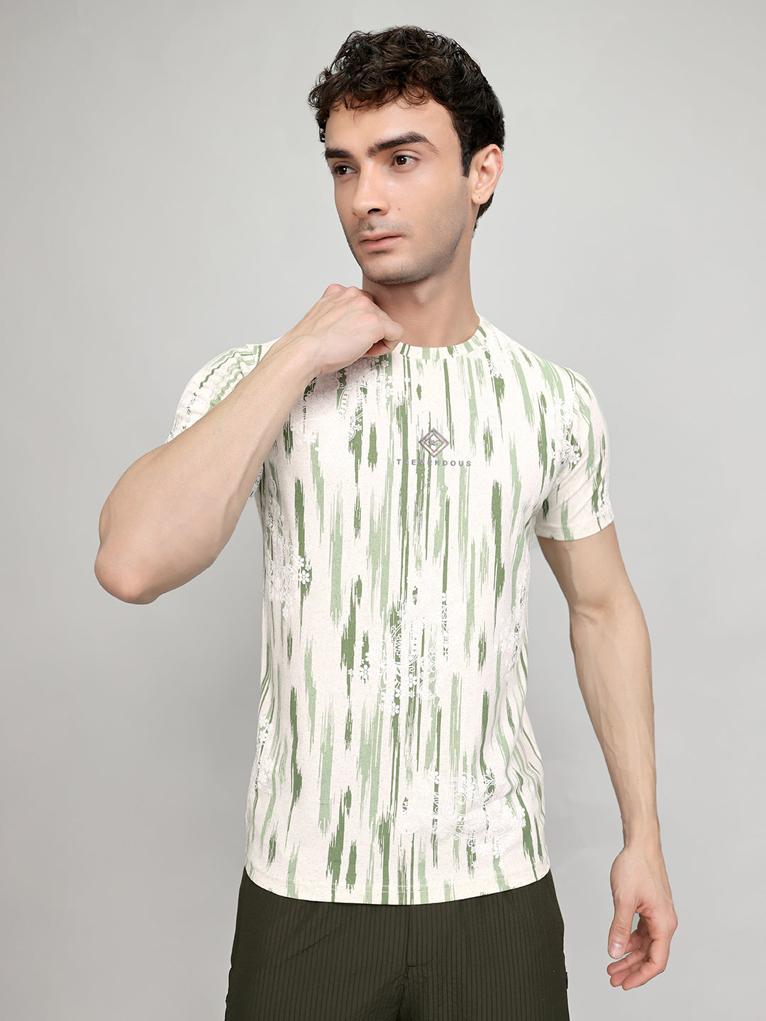Men Green Printed Round Neck Half Sleeve T-Shirt