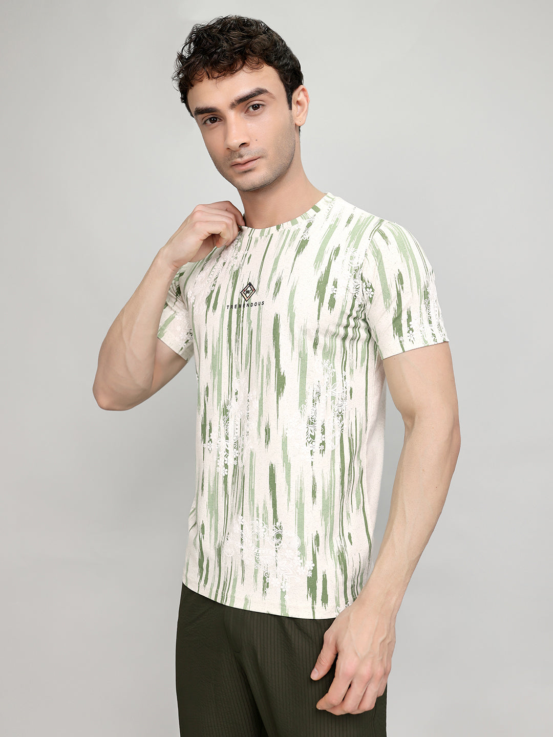 Men Green Printed Round Neck Half Sleeve T-Shirt