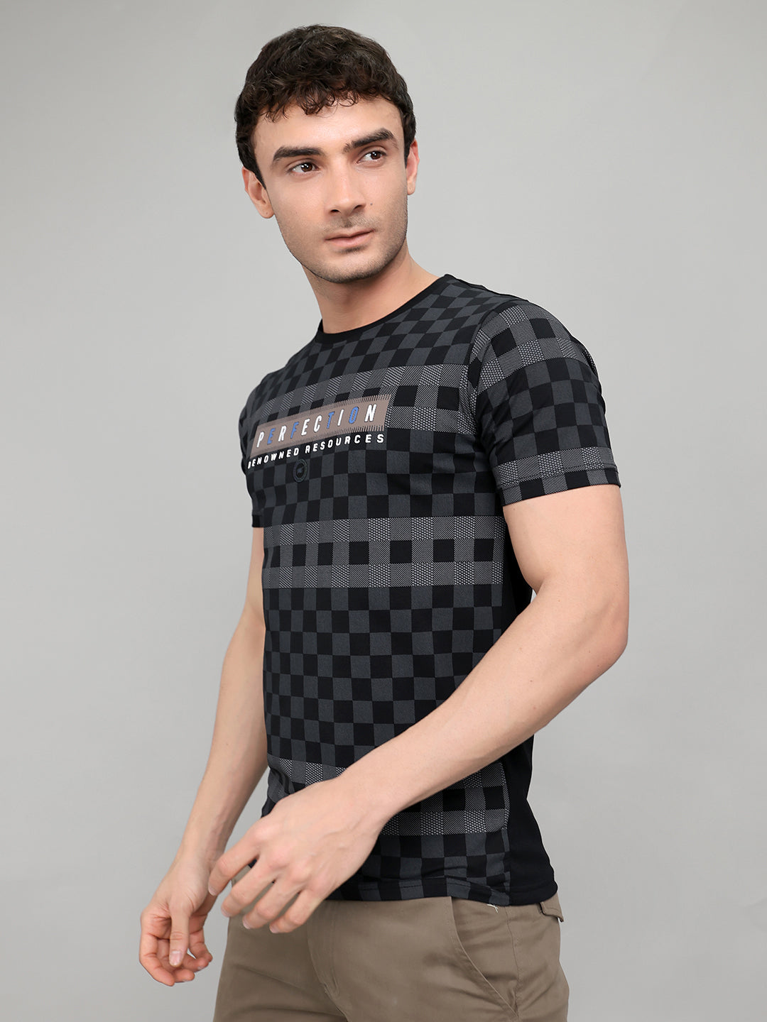 Men Black Printed Round Neck Half Sleeve T-Shirt