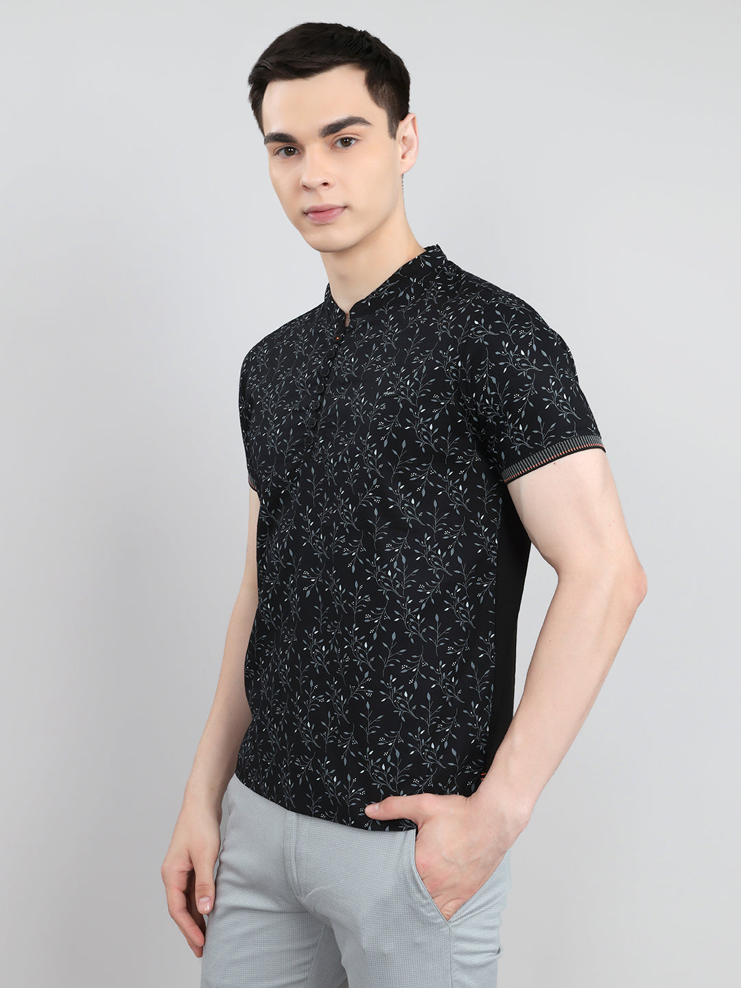 Men Black Printed Henley Neck Half Sleeve T-Shirt