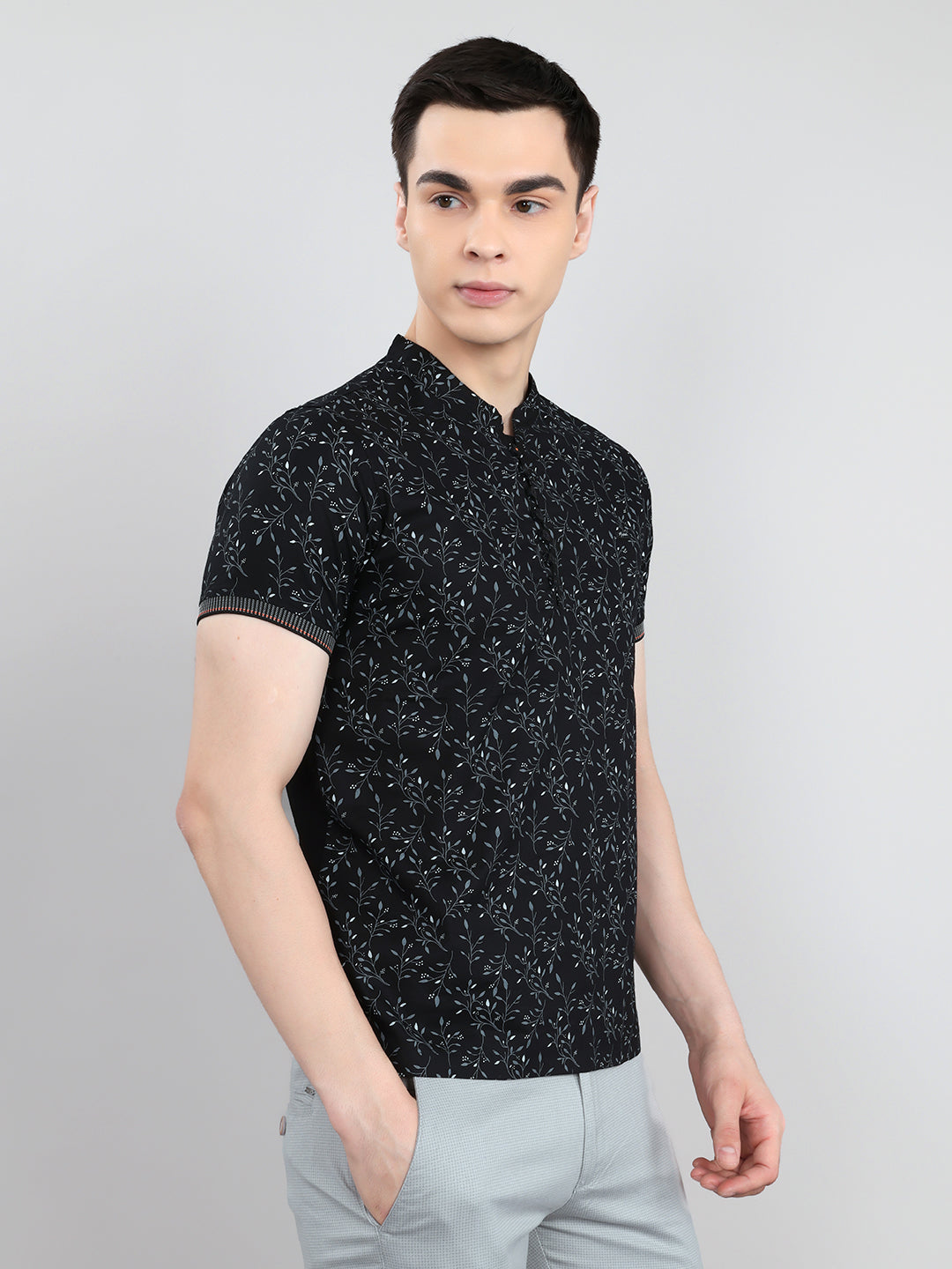 Men Black Printed Henley Neck Half Sleeve T-Shirt
