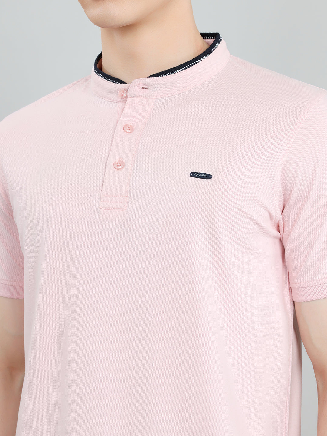 Men Pink Solid Henley Neck Half Sleeve T-Shirt