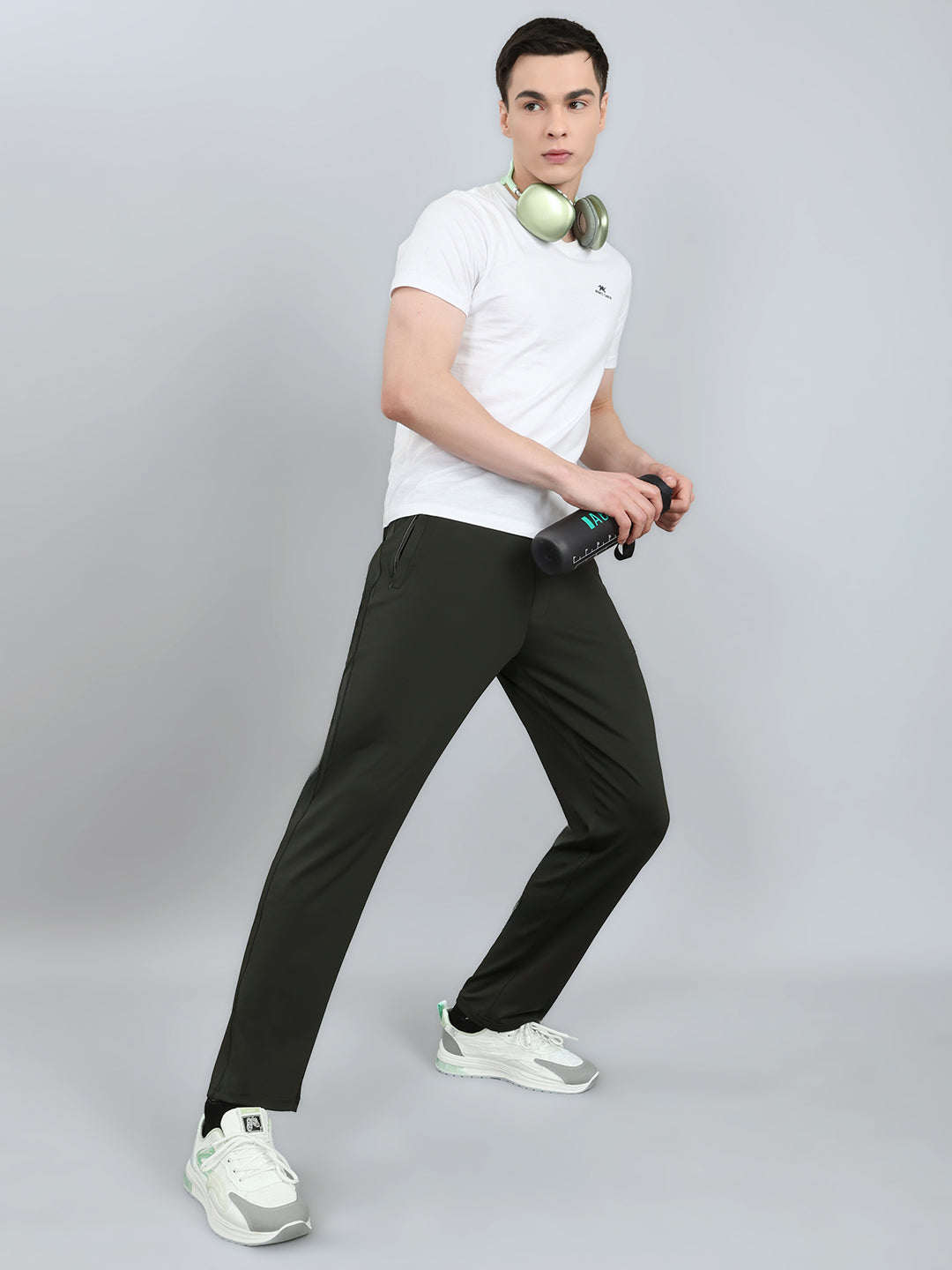 Men Olive Solid Regular Fit Lower