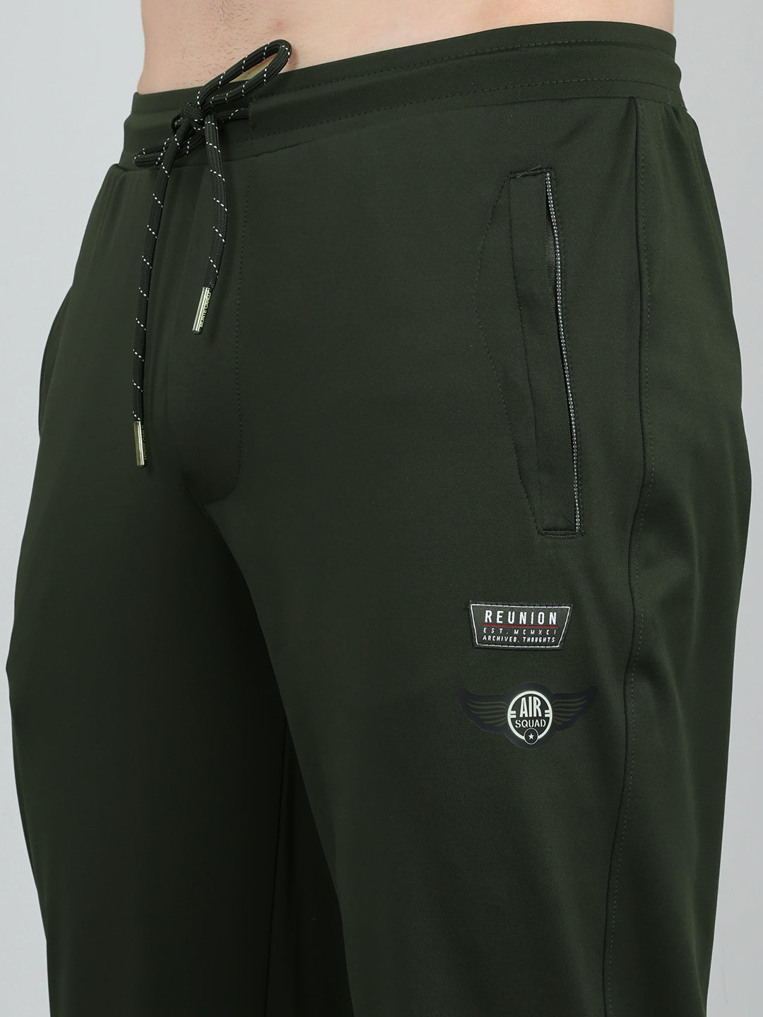 Men Olive Solid Regular Fit Lower