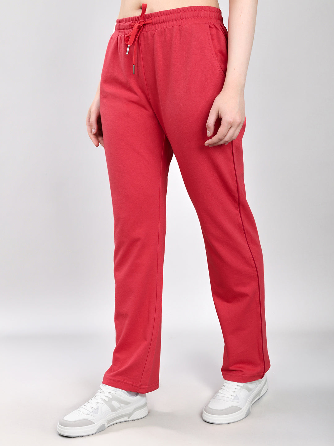 Women Coral Solid Regular Fit Lower