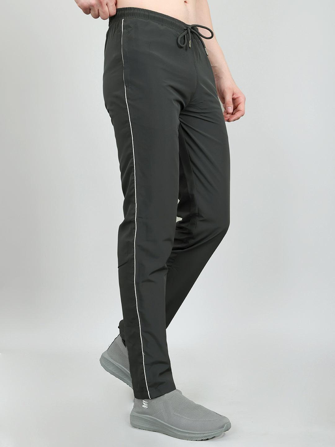 Men Grey Solid Regular Fit Lower