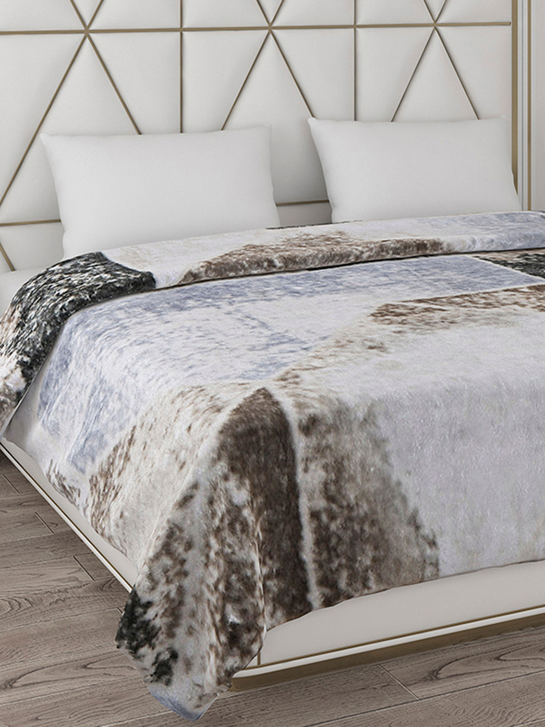 Printed Double Bed 800 GSM Blanket Bolt 1 Ply (Weight 4.3 kg)