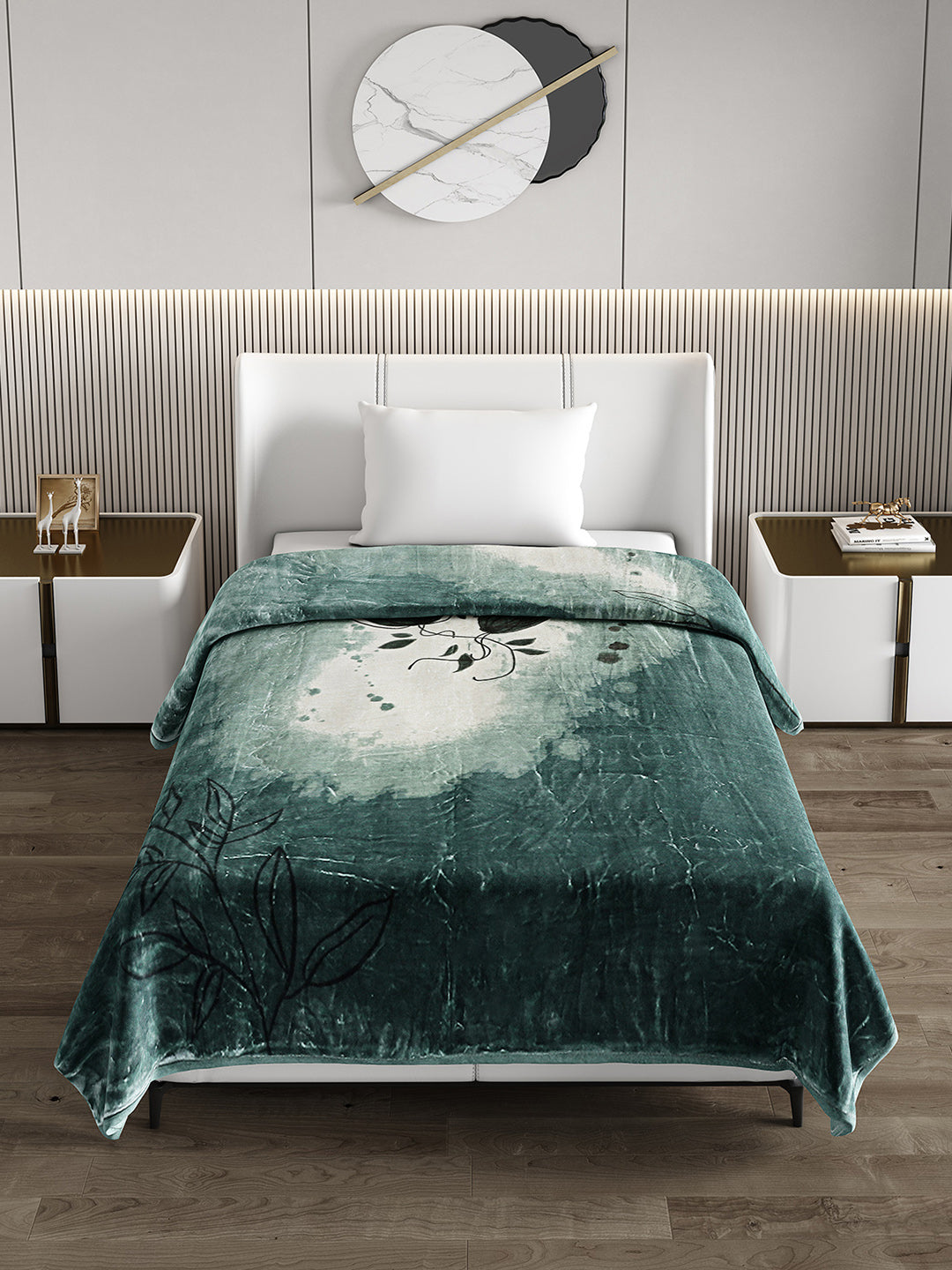 Printed Single Bed 951 GSM Blanket Haze 3 Ply (Weight 3.35 kg)