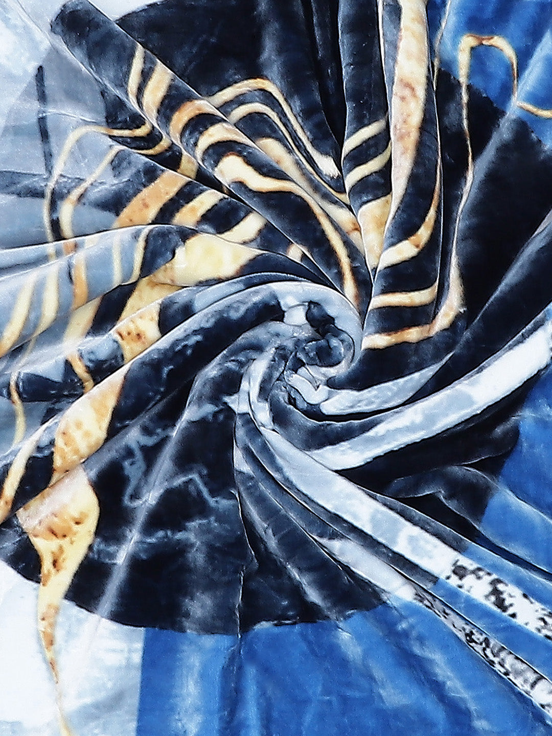 Printed Single Bed 951 GSM Blanket Haze 3 Ply (Weight 3.35 kg)