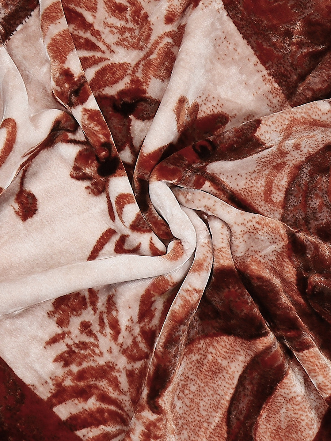 Printed Double Bed 947 GSM Blanket Hunter 2 Ply (Weight 5 kg)