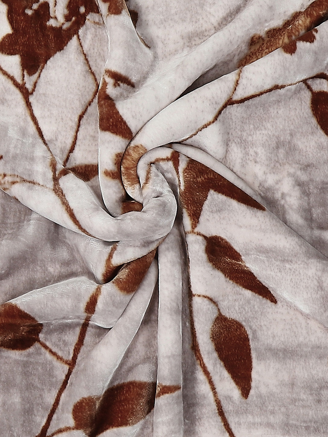 Printed Double Bed 947 GSM Blanket Hunter 2 Ply (Weight 5 kg)