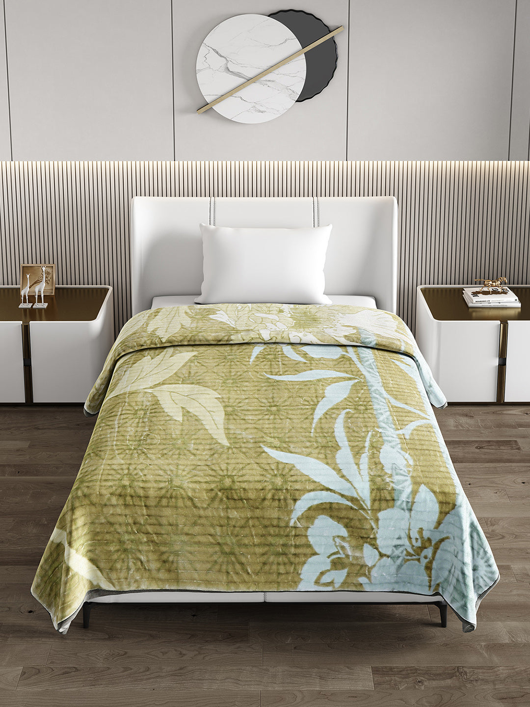 Printed Single Bed 965 GSM Blanket Marco 3 Ply (Weight 3.4 kg)