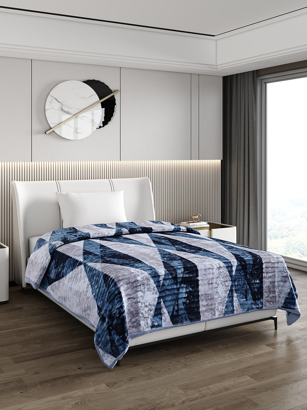 Printed Single Bed 965 GSM Blanket Marco 3 Ply (Weight 3.4 kg)