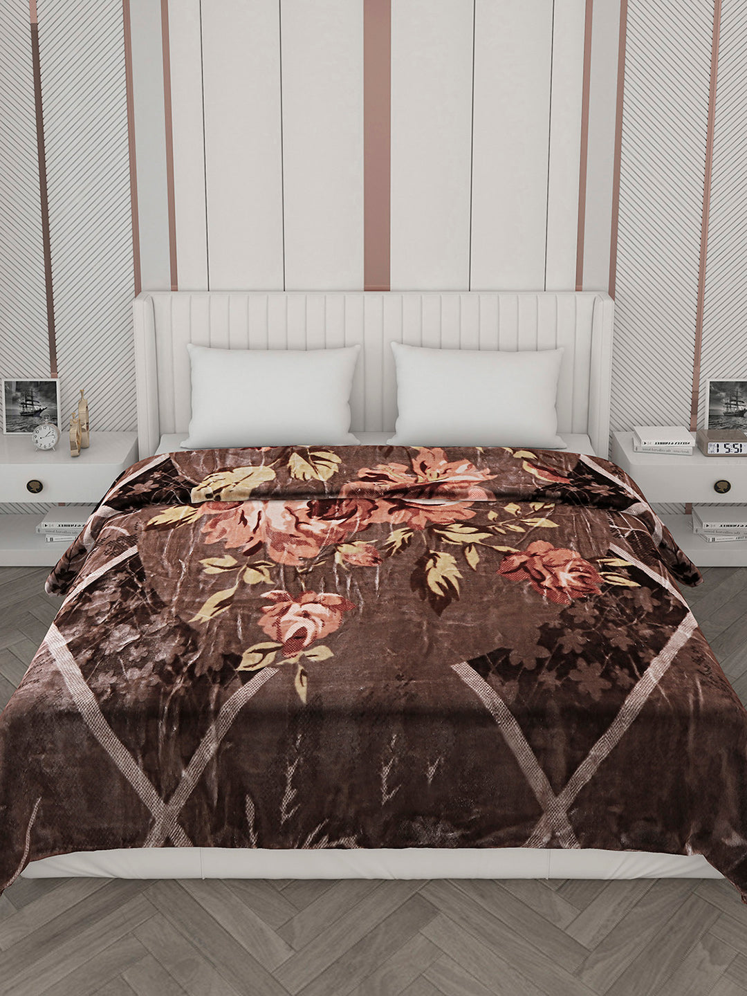 Printed Double Bed Reversible Blanket 2 Ply, 871 GSM, 4.6 kg (Moonvalley)