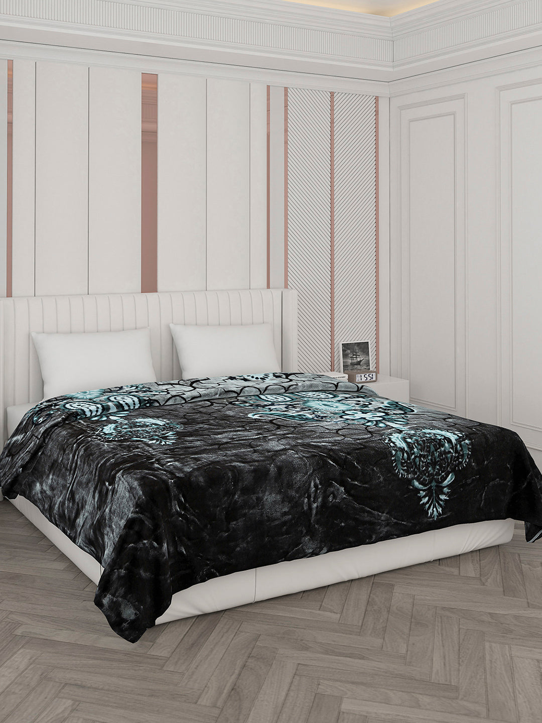 Printed Double Bed Reversible Blanket 2 Ply, 871 GSM, 4.6 kg (Moonvalley)