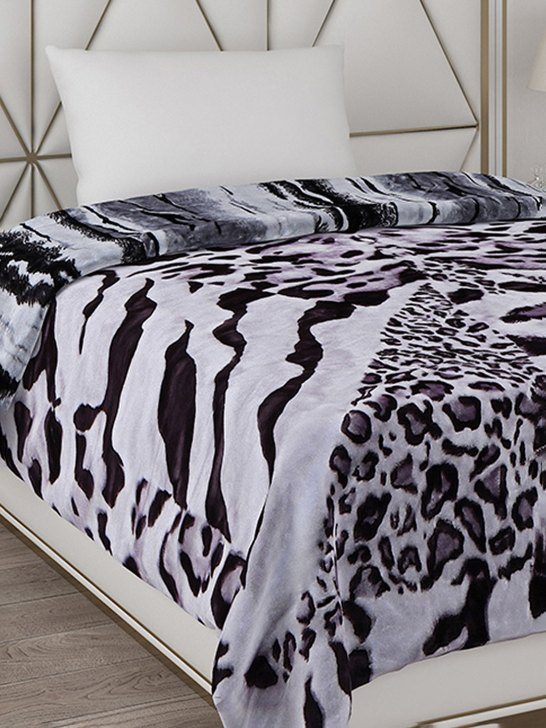 Printed Single Bed Reversible Blanket 2 Ply, 511 GSM, 1.8 kg (New Diamond)