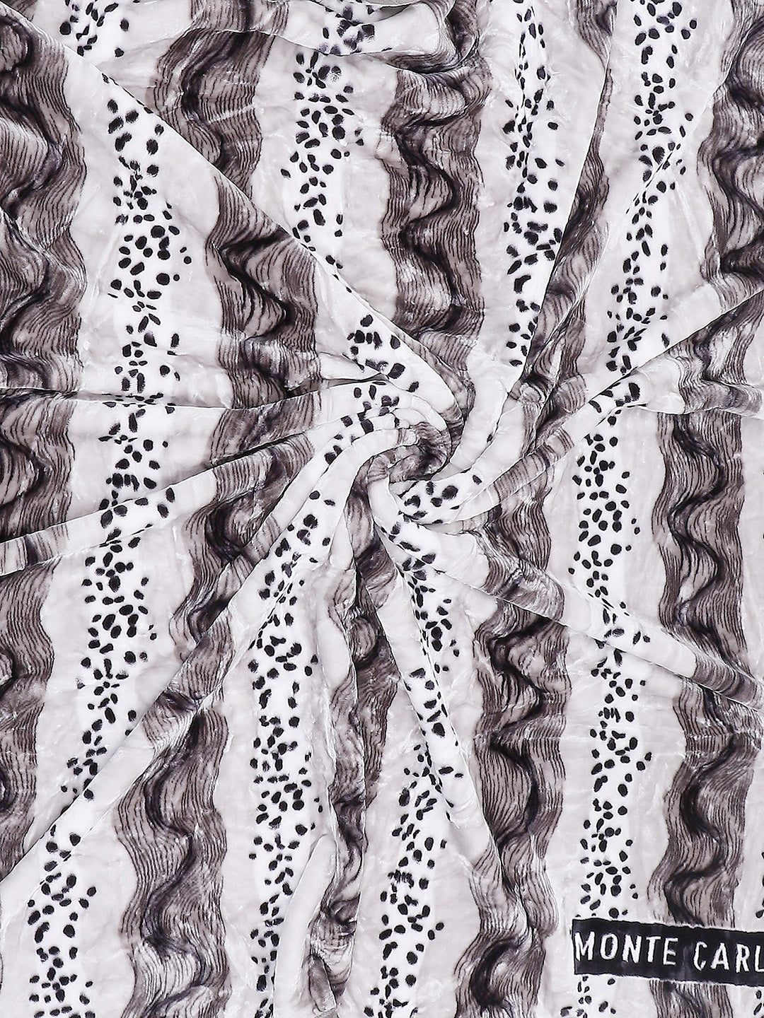 Printed Double Bed 757 GSM Blanket Pride 2 Ply (Weight 4 kg)