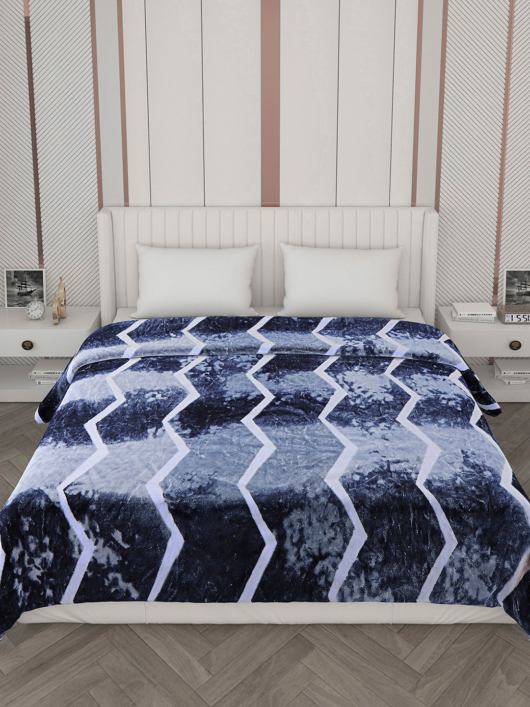 Printed Double Bed 596 GSM Blanket Samuel 2 Ply (Weight 3.15 kg)