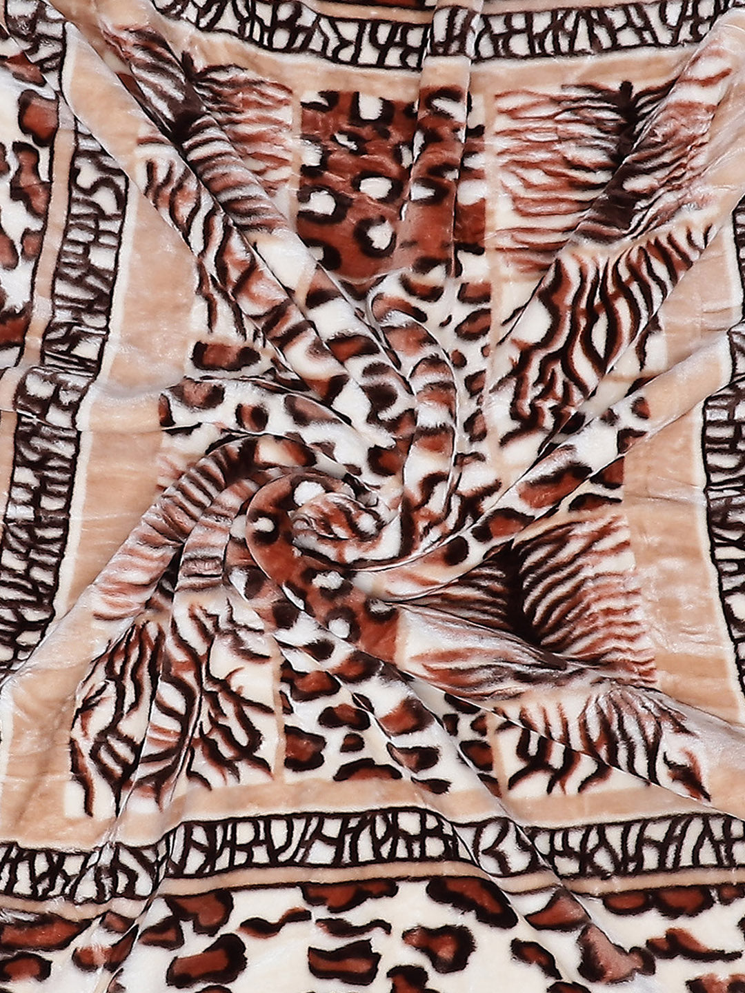 Printed Double Bed Reversible Blanket 2 Ply, 757 GSM, 4 kg (Super Star)